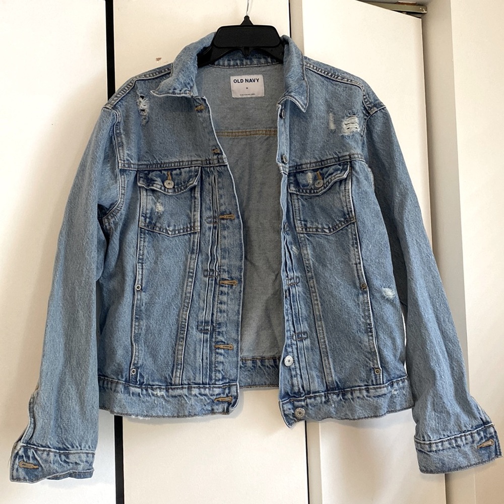 Medium Denim Jacket from Old Navy. Bought thinking I could pull it off but nope.